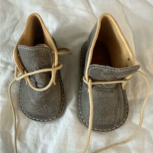 MENUD@S Made in Spain Stylish Gray and Tan Baby Shoes